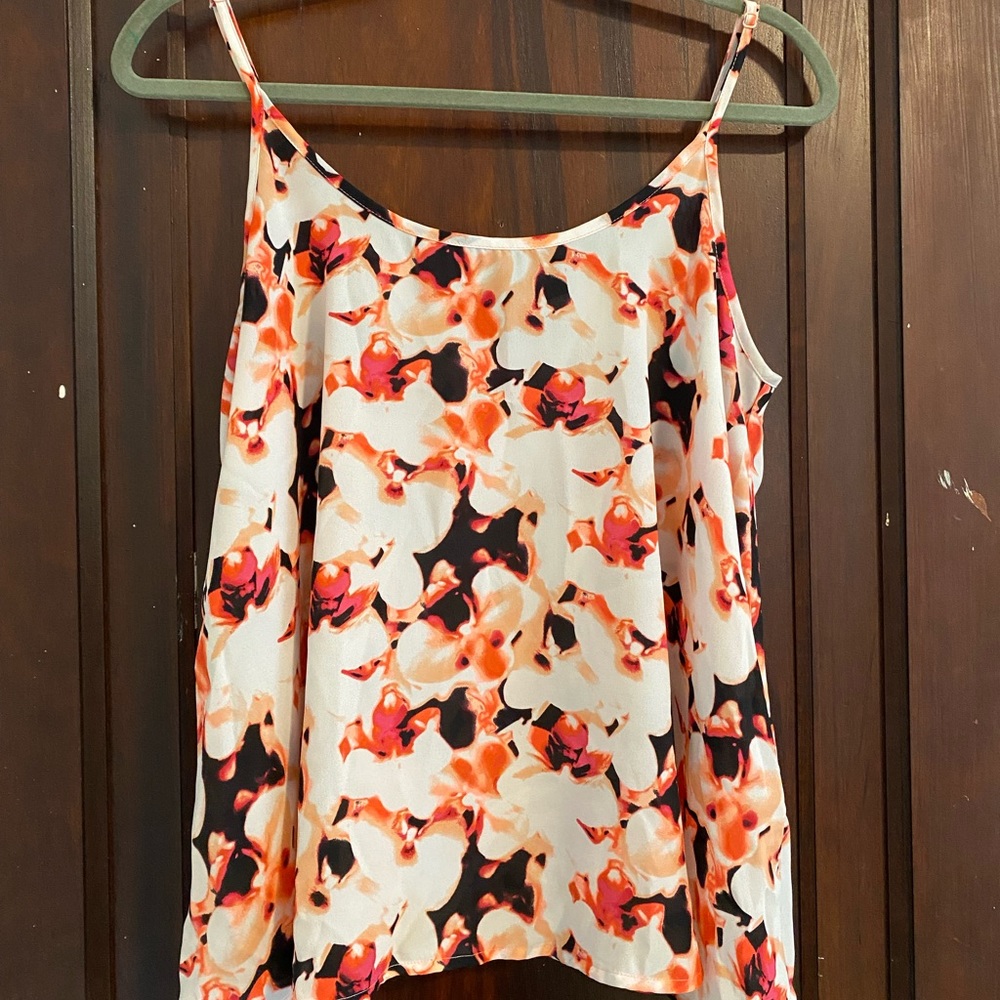 Flowy Tanktop Blouse with Adjustable Straps